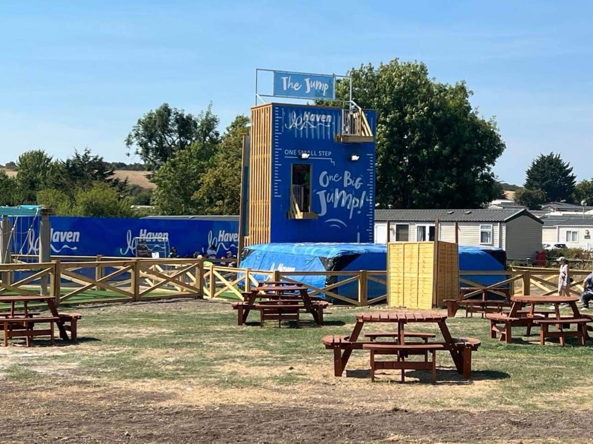 Weymouth Bay Hotel Preston  Екстериор снимка