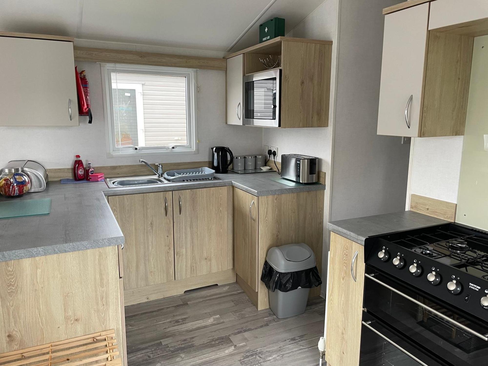 Weymouth Bay Hotel Preston  Екстериор снимка